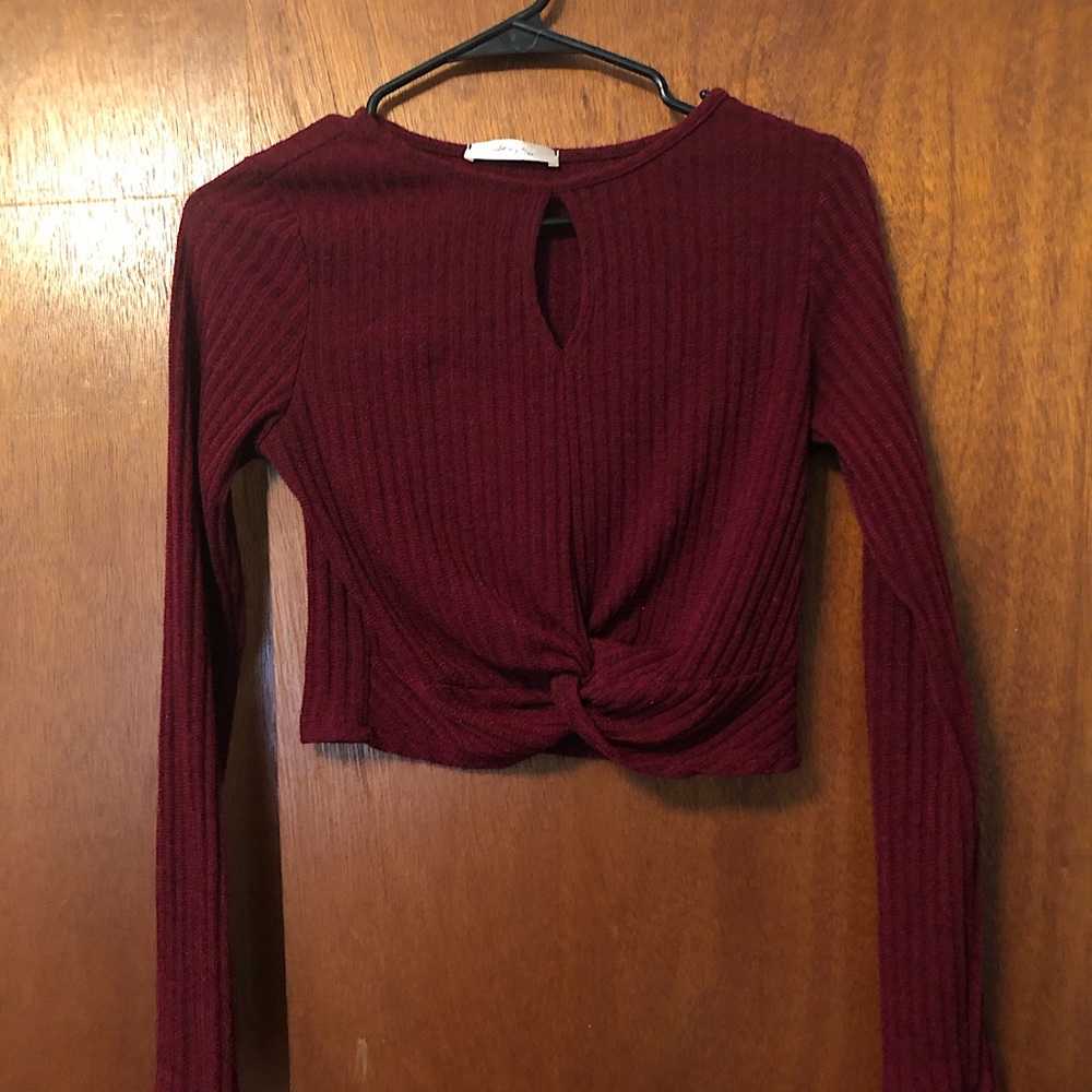 Burgundy Cropped Sweater Sized Small by Gaze USA